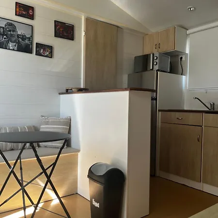 度假居 Le Paddock De Nogaro *